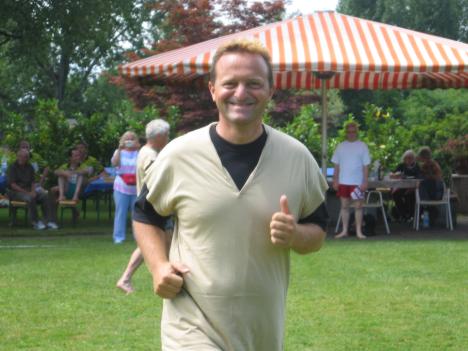 Fussball 052.jpg   37kb   26.03.2021 22:26:17